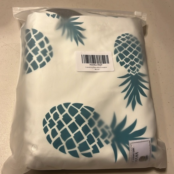 Drawstring bag, white pineapples by VAVA ER did not want to take it out of bag - Picture 2 of 5